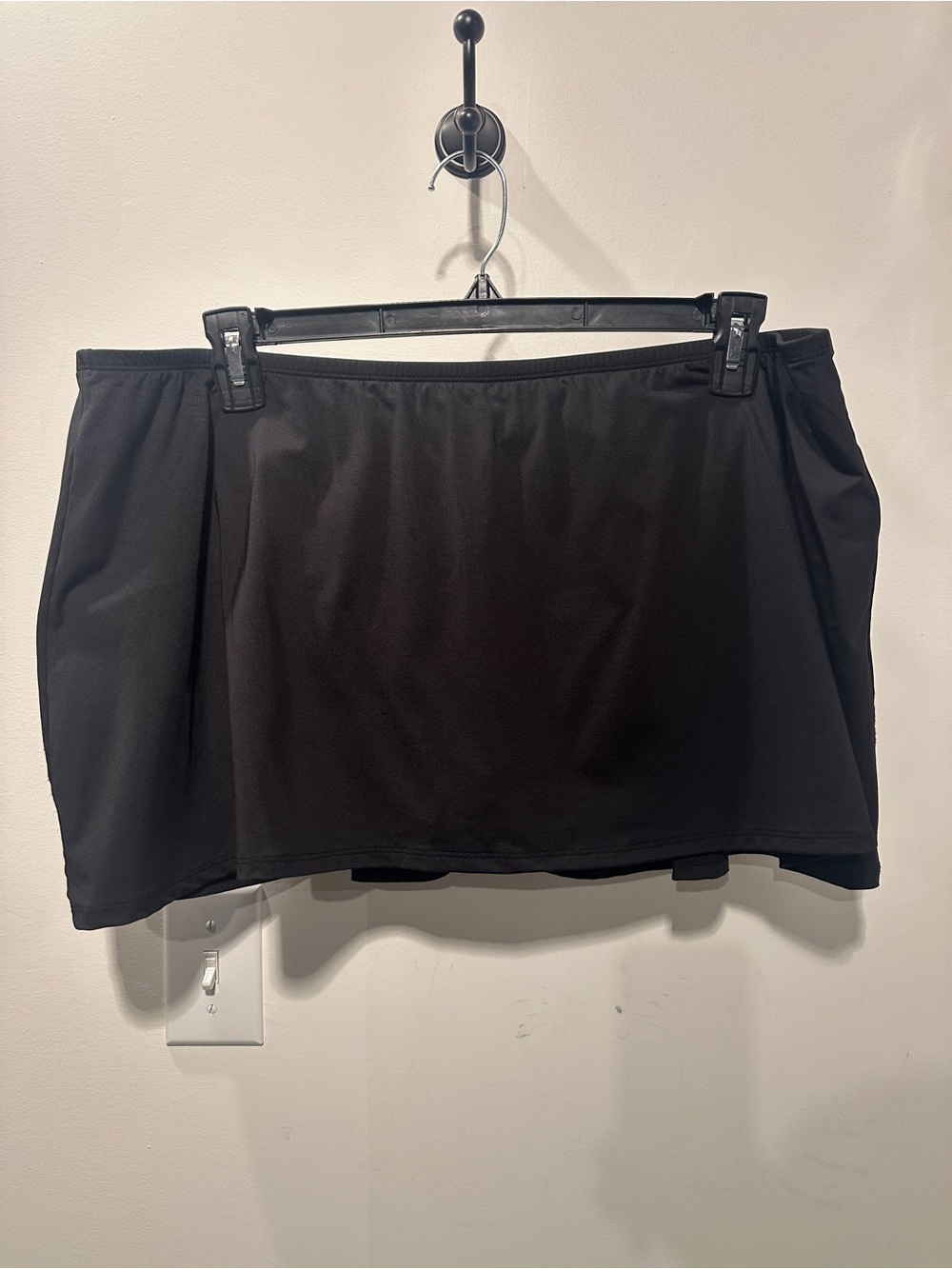 Liz Claiborne Black Mini Swim Skirt 20W